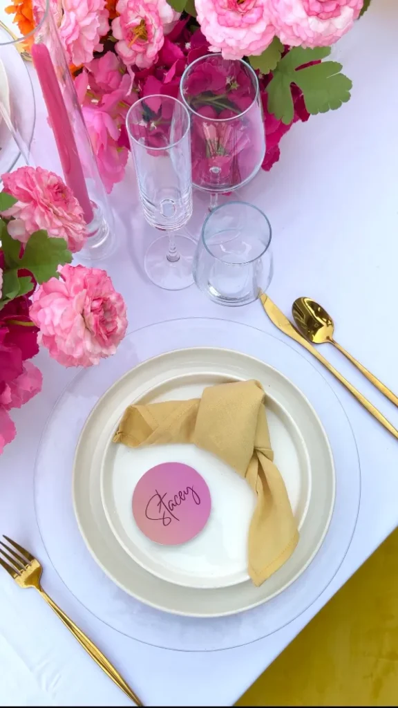brunch table dressing